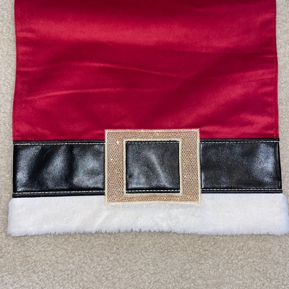 EUC-St. Nicholas Square Belt Table Runner-BUNDLE YOUR LIKES FOR A DEAL 🎅🏼 - Picture 3 of 3